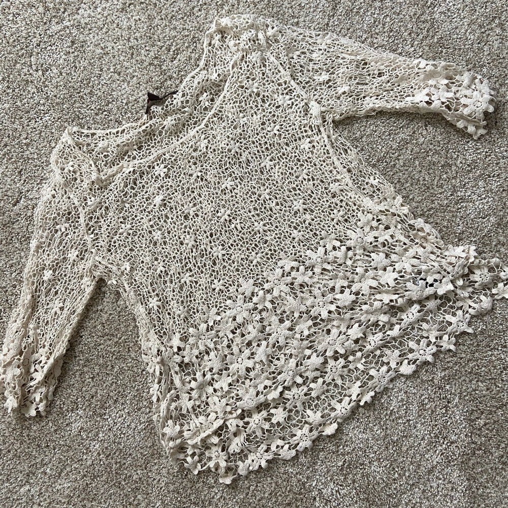 3/$9 🔥 Floral Lace Swim Cover Up Top